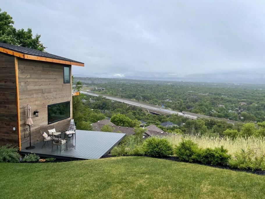 Luxury Alpine Treehouse Villa Holladay Exterior photo