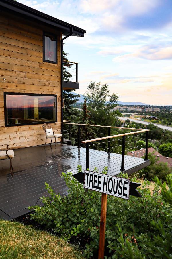 Luxury Alpine Treehouse Villa Holladay Exterior photo