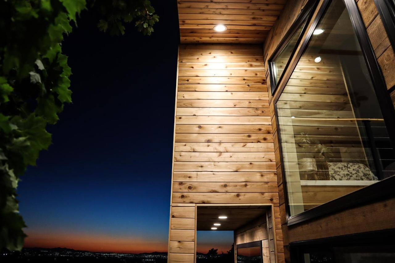 Luxury Alpine Treehouse Villa Holladay Exterior photo